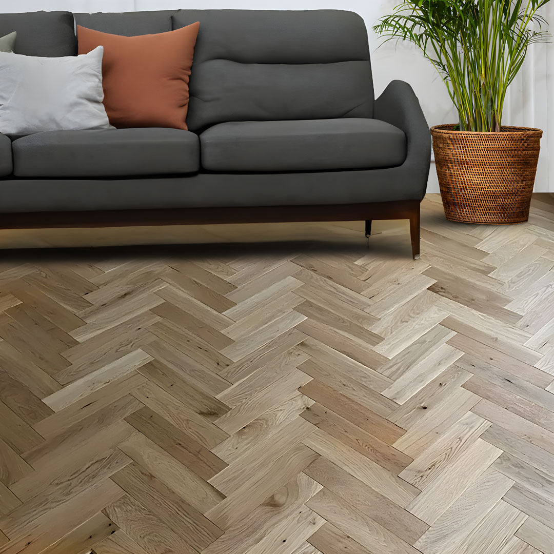 Solid Oak Herringbone Parquet